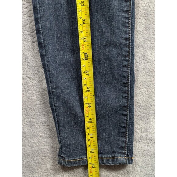 Levis Signature Jeans Womens Size 16L Denim Totally Shaping High Rise Skinny - Picture 6 of 10